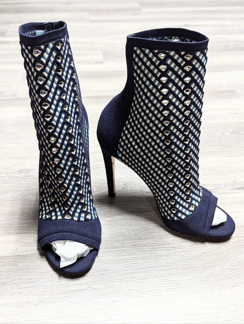 Gianvito Rossi Shoes Size 38.5 Peep Toe Ankle Boot Stretch Knit
